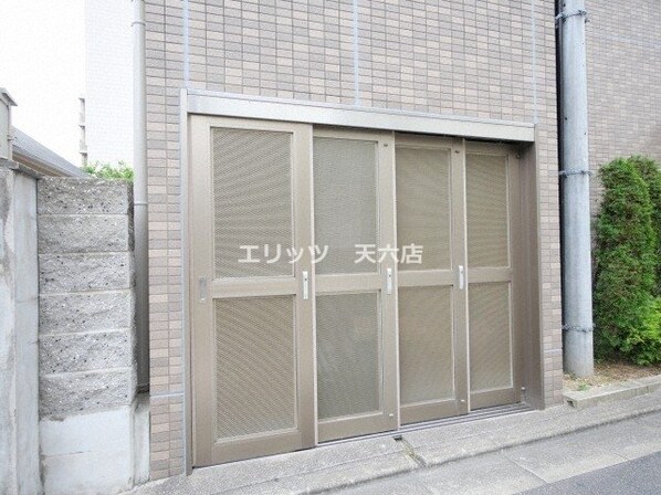 superbe ESAKAの物件内観写真